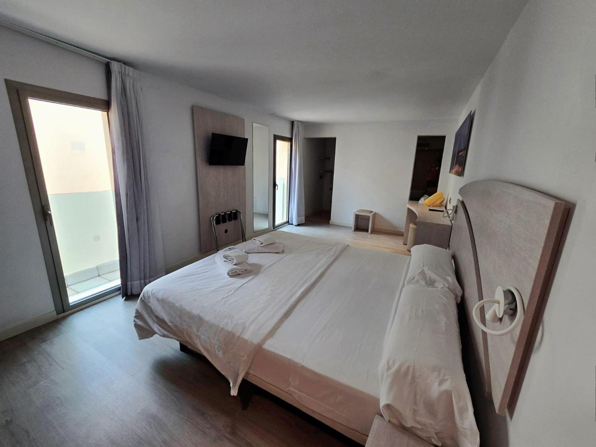 Llaut Boutique Hotel (Adults Only) Can Picafort  Quarto foto